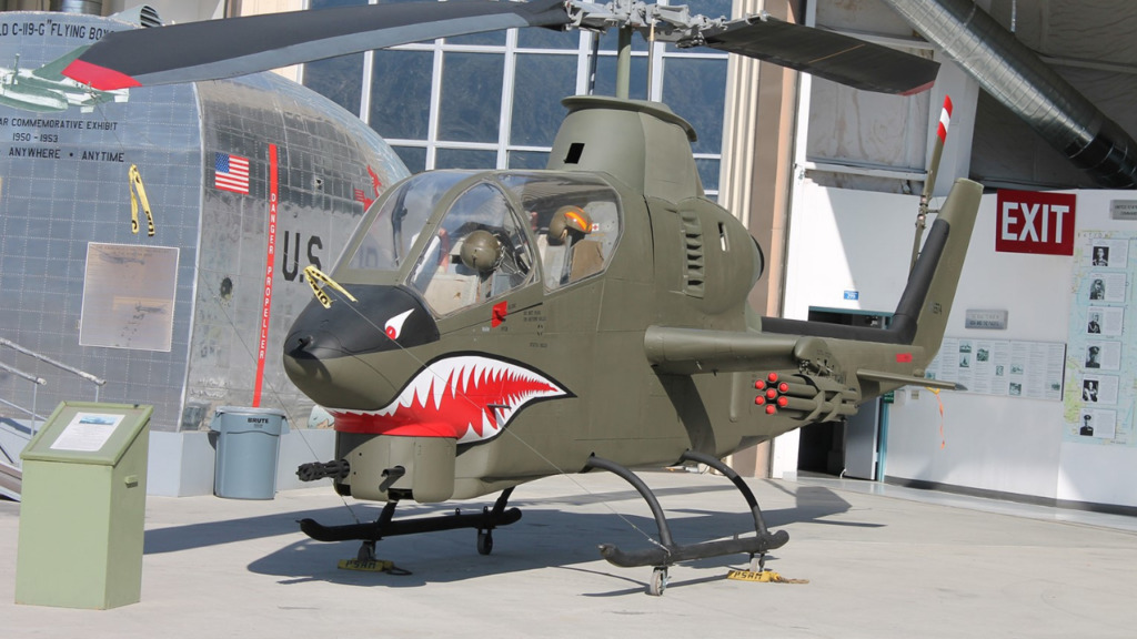 AH-1 Cobra – Warbird Wednesday Episode 50 – Palm Springs Air Museum