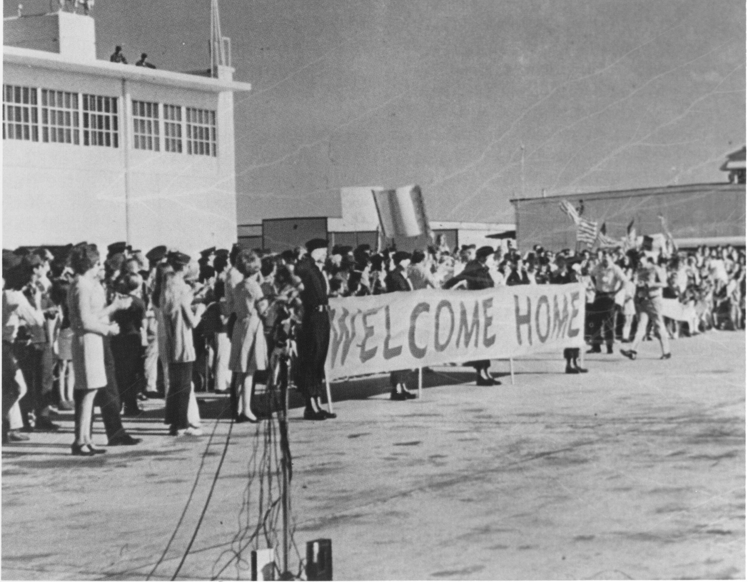 POW Welcome home sign