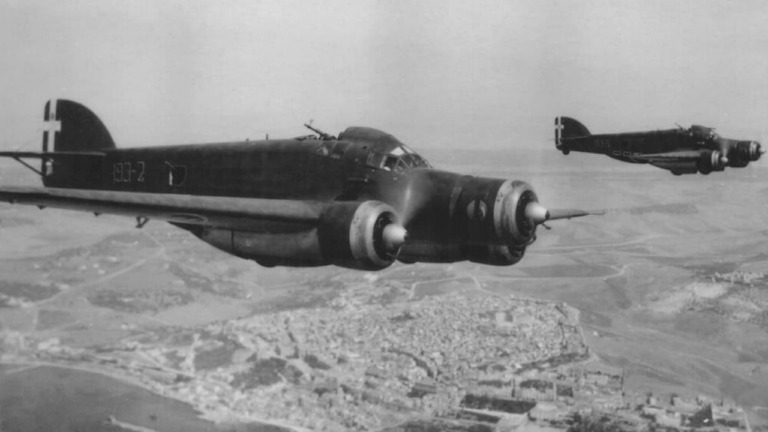 Savoia-Marchetti SM.79 - Warbird Wednesday Episode #85, flight jet, Palm Springs air museum